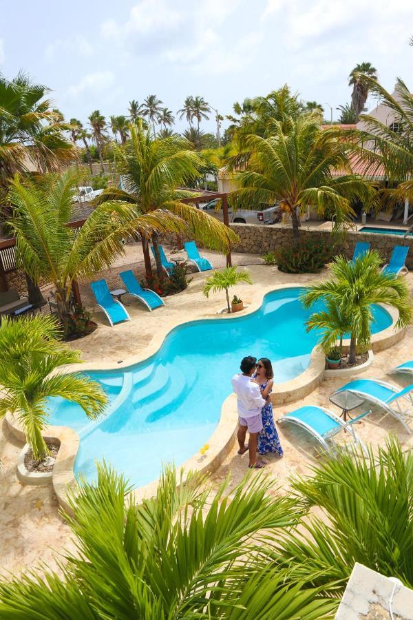 Aqua Viva Suites 克拉伦代克 外观 照片