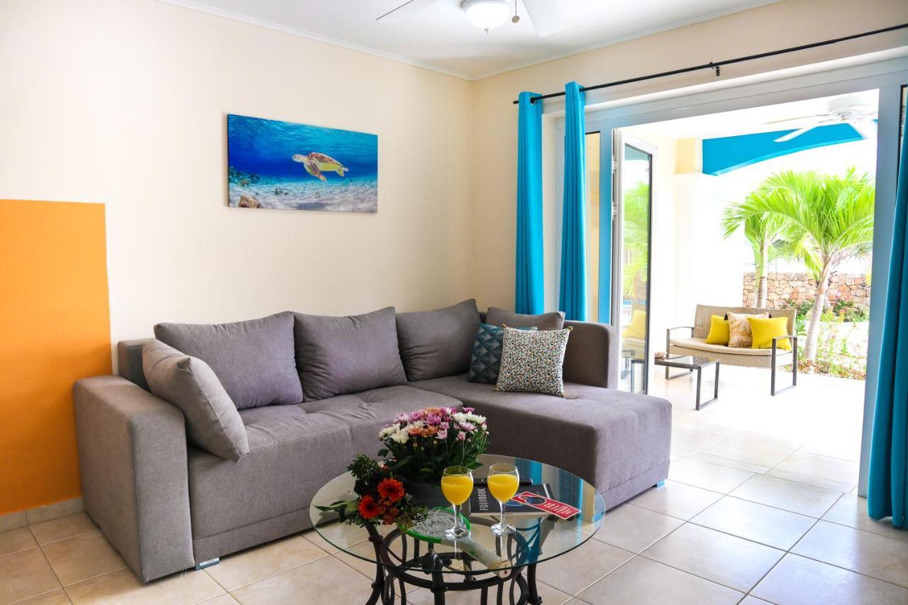 Aqua Viva Suites 克拉伦代克 外观 照片