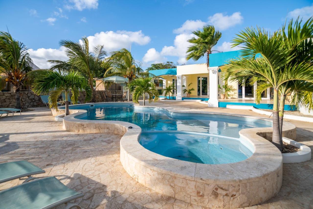 Aqua Viva Suites 克拉伦代克 外观 照片