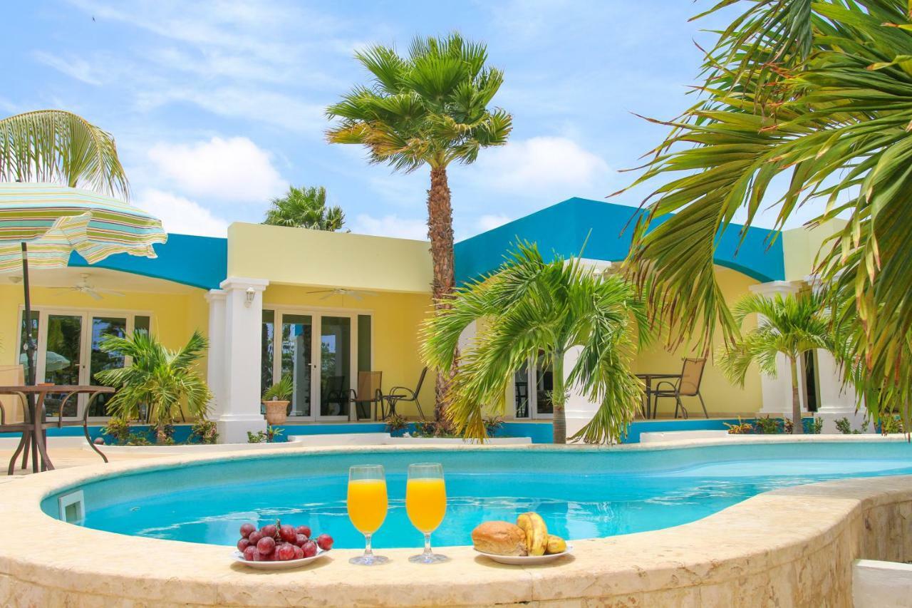 Aqua Viva Suites 克拉伦代克 外观 照片