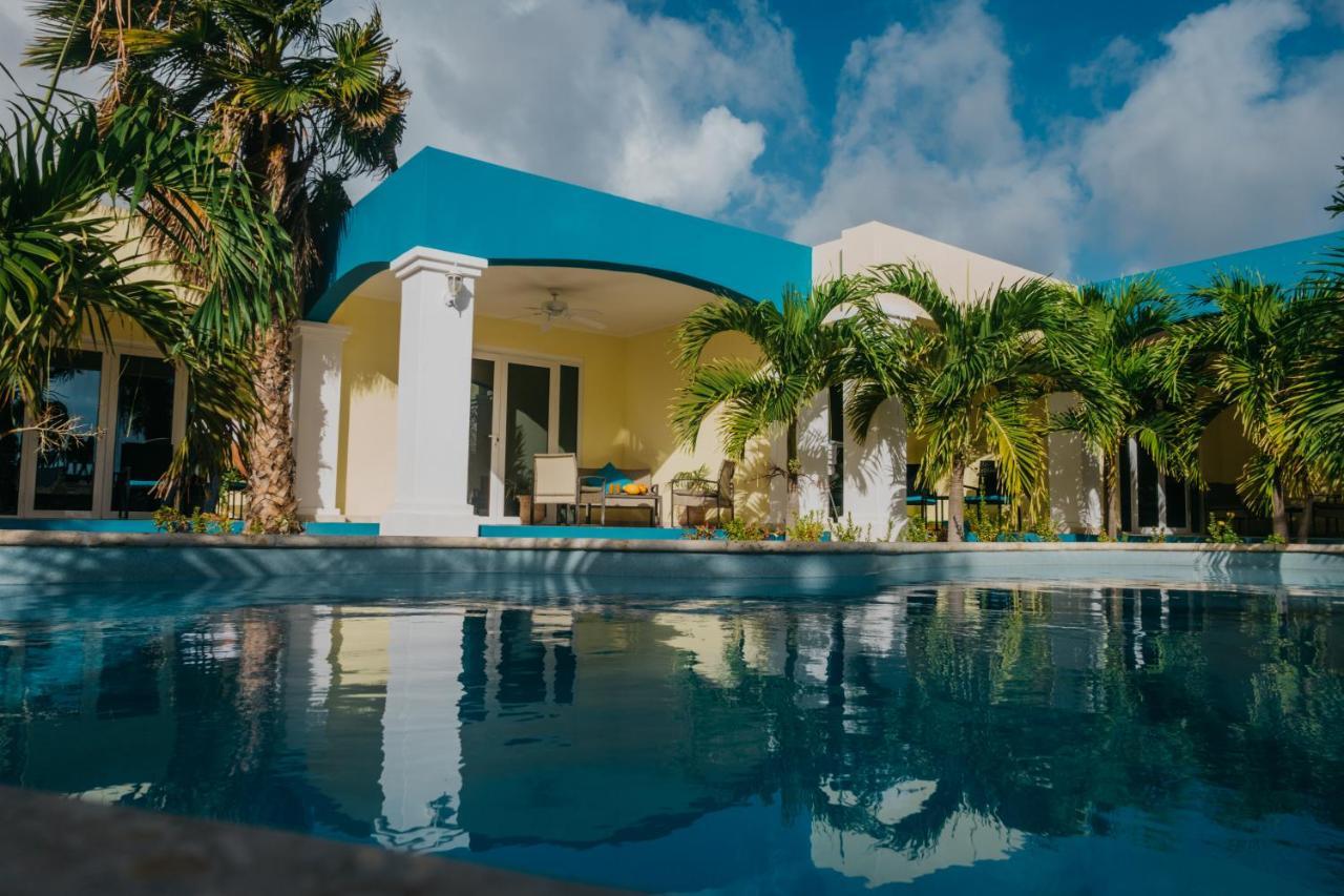 Aqua Viva Suites 克拉伦代克 外观 照片